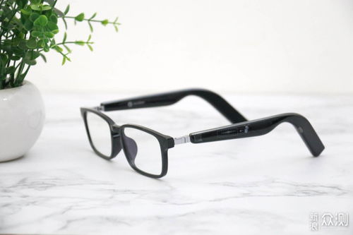 声阔智能眼镜体验 当眼镜能听音乐，未来科技触手可及